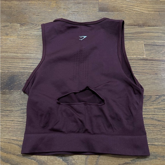Gymshark cropped tank - Picture 2 of 3